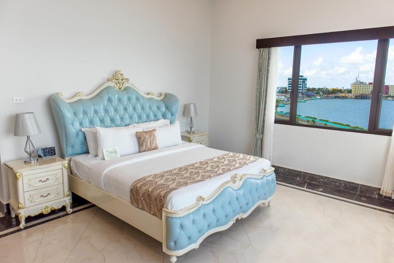 Golden Bay Belize Hotel Belize City Exterior foto